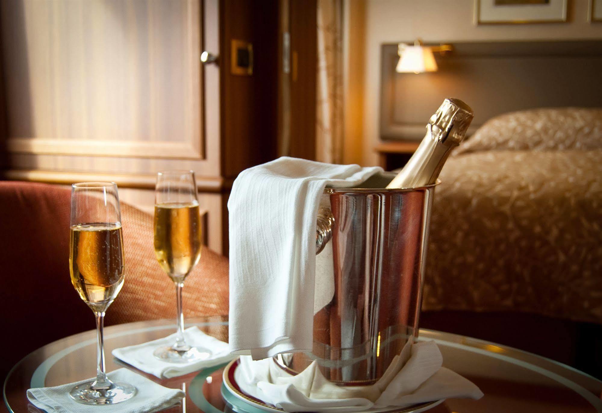 Canal Street Inn New Orleans Ngoại thất bức ảnh